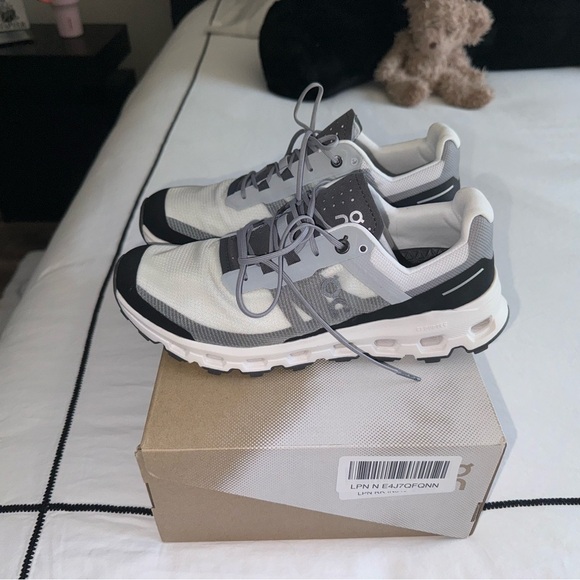 Onclouds - Picture 9 of 9